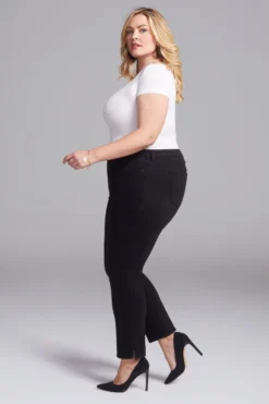 Slim Straight Ankle Jeans In Short Inseam - Black 9 Slim Straight Ankle Jeans In Short Inseam - Black -Nydj Apparel Shop CFOZ2637S 858 3 scaled
