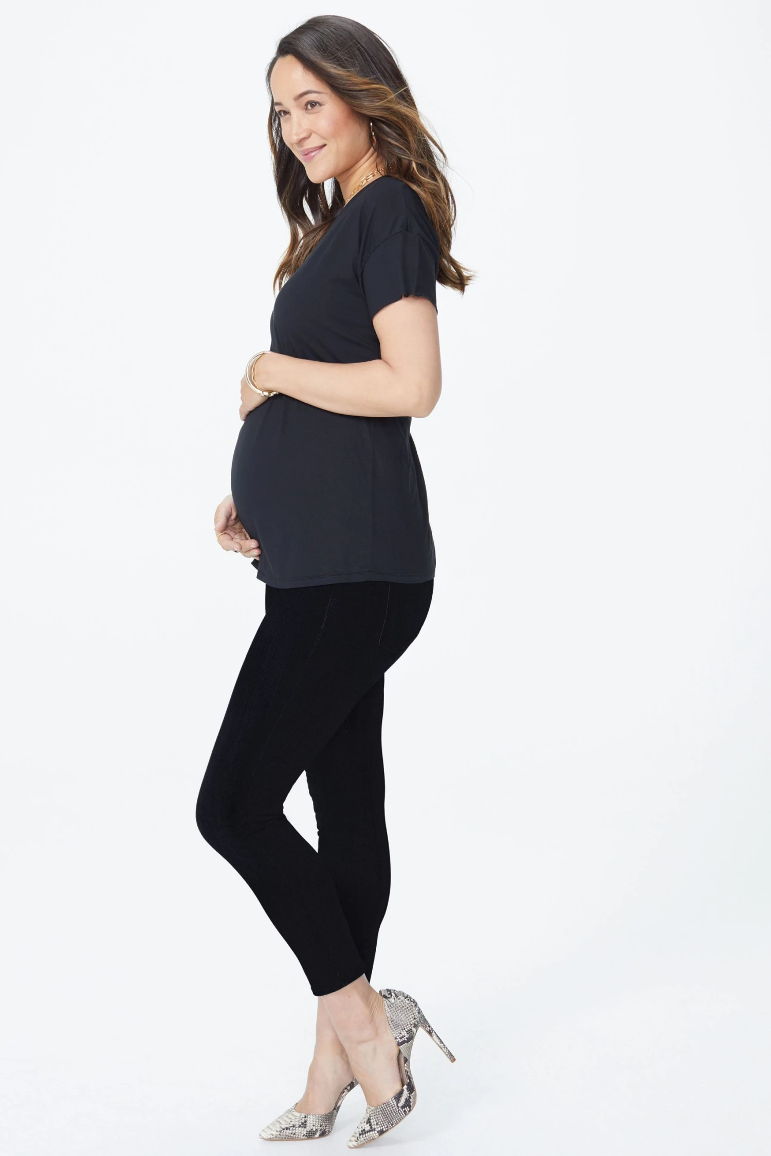 Ami Skinny Ankle Maternity Jeans - Black 2 Ami Skinny Ankle Maternity Jeans - Black - Image 2