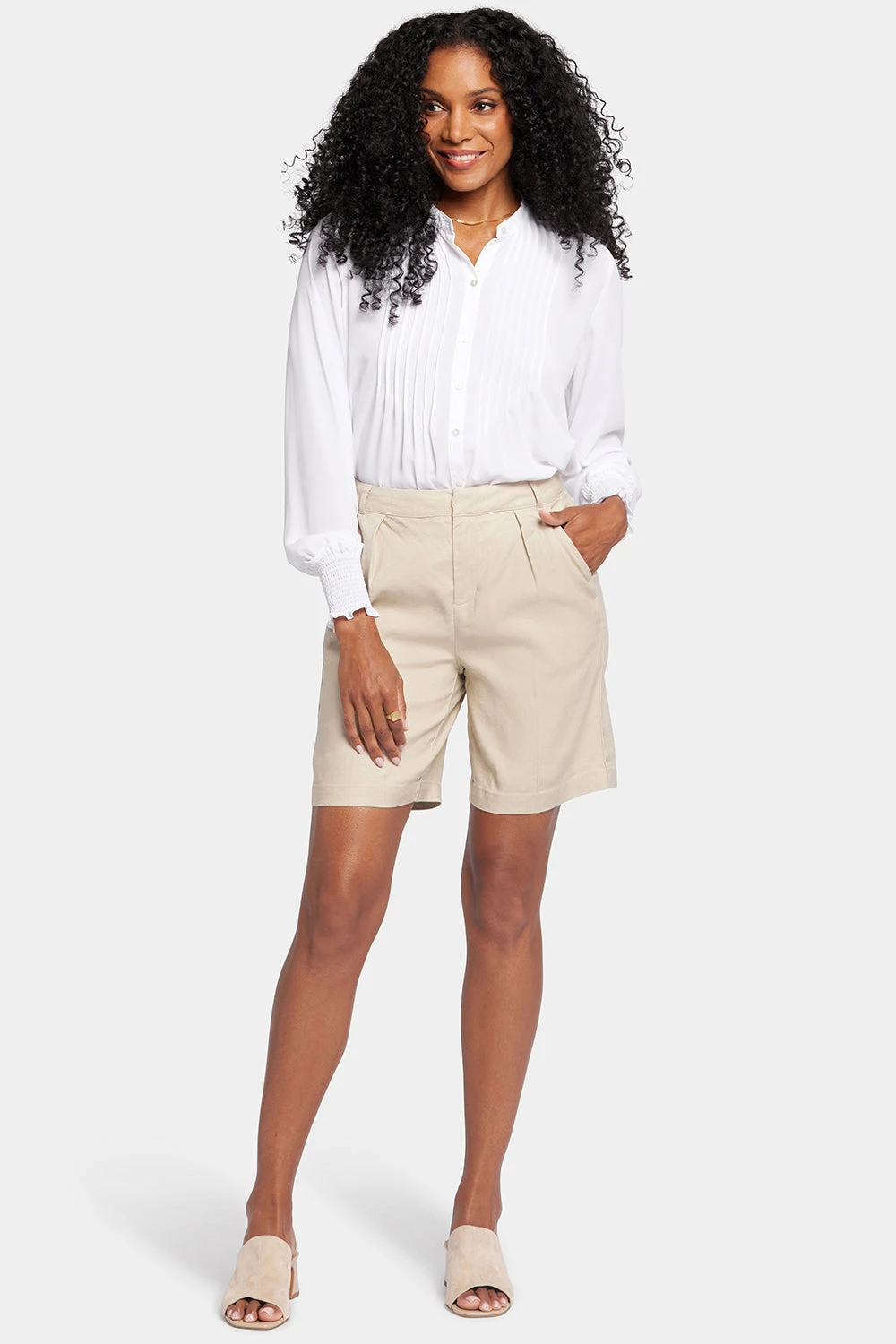 Relaxed Shorts- Feather 1 Relaxed Shorts- Feather