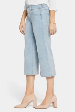 Major Wide Leg Capri Jeans - Daybreak 9 Major Wide Leg Capri Jeans - Daybreak -Nydj Apparel Shop MANVCP8897 DYBRK 3
