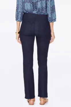 Marilyn Straight Pull-On Jeans - Rinse -Nydj Apparel Shop MDNMMS2665 RINSE 7 6656e9c7 0304 4bb5 90ce 4e1c790c6b77 scaled