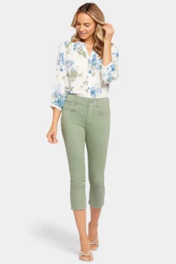 Ami Skinny Capri Jeans - English Ivy