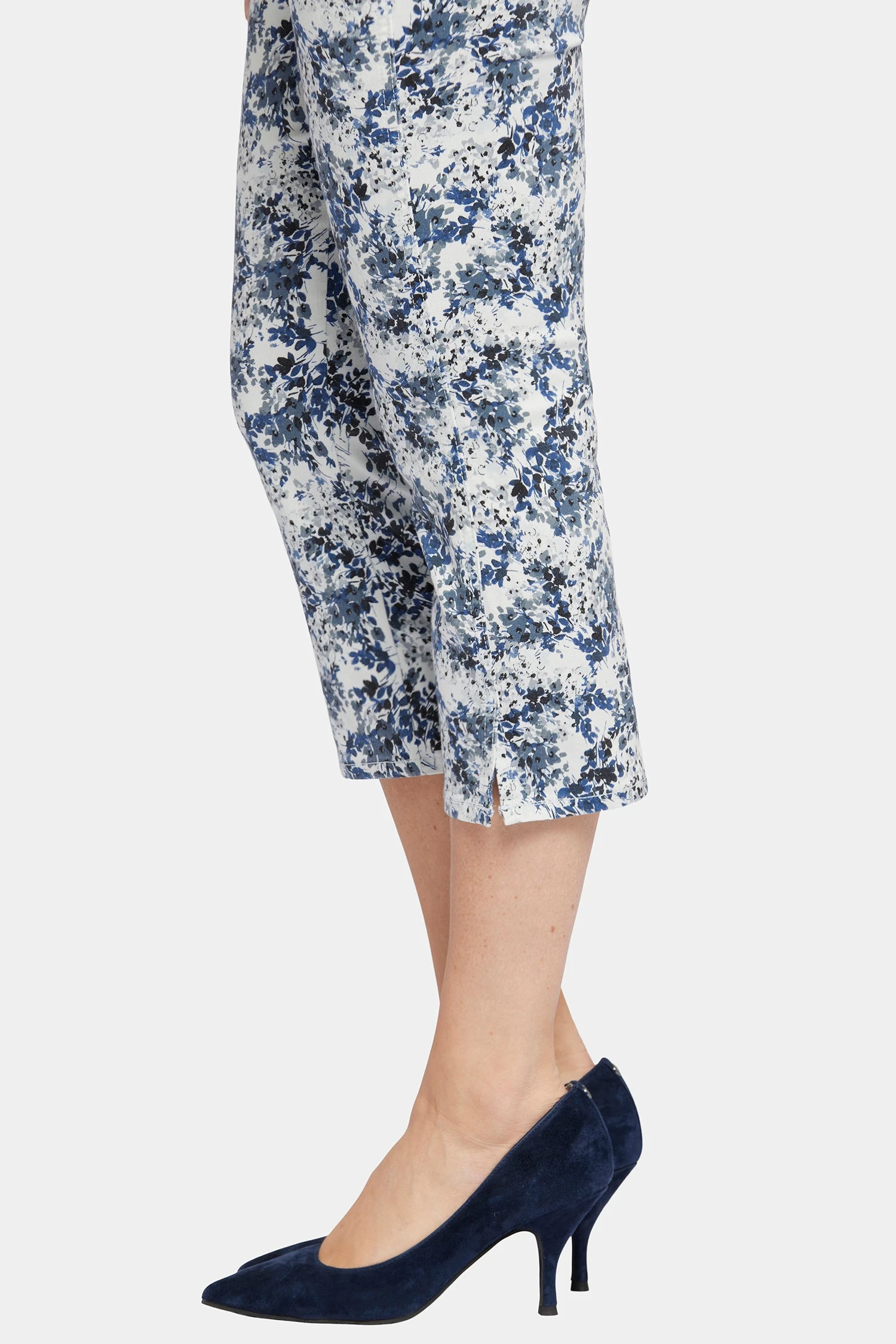 Chloe Capri Jeans - Forest Lagoon 6 Chloe Capri Jeans - Forest Lagoon - Image 6