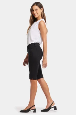 Sophie Bike Capri Jeans - Black -Nydj Apparel Shop MFOSCP8200 858 5