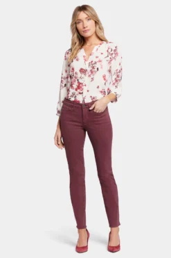 Sheri Slim Jeans - Dark Cherry
