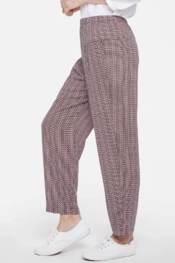 Ines Slim Pants- Sadie Dots -Nydj Apparel Shop MGGT5194 SDDT 3 b83d44d1 c14a 48d2 82f4 f52ecfba9557