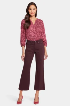 Relaxed Flared Jeans - Eggplant