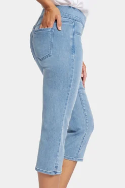 Dakota Crop Pull-On Jeans- Corfu 12 Dakota Crop Pull-On Jeans- Corfu -Nydj Apparel Shop MTCDCR8918A CORFU 6