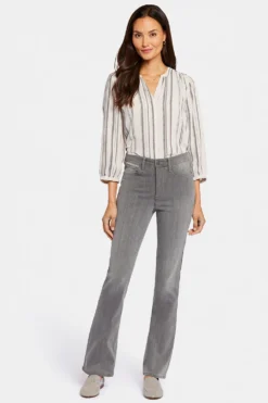 Billie Mini Bootcut Jeans In Petite - Parade