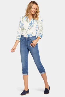 Marilyn Straight Crop Jeans In Petite - Stunning