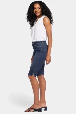 Sophie Bike Capri Jeans In Petite - Lotus Gardens 11 Sophie Bike Capri Jeans In Petite - Lotus Gardens -Nydj Apparel Shop PATKCP8200 LTSGD 5