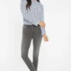 Ami Skinny Jeans In Petite - Castle Hill