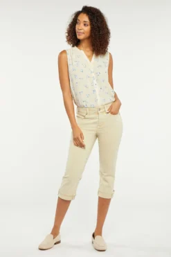 Marilyn Straight Crop Jeans In Petite - Butter -Nydj Apparel Shop PCWDCR2389 BUTTE 5 da482534 f64d 4a6c ba99 249d1d61b1f6