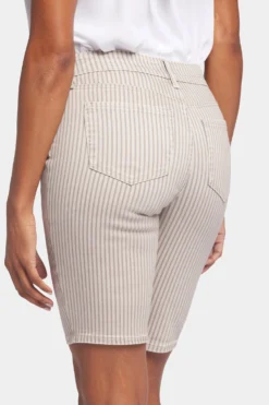 Briella 10 Inch Denim Shorts In Petite - Sandbar Stripe -Nydj Apparel Shop PFOSBS8556 SNBRS 6
