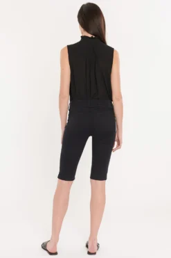 Sophie Bike Capri Jeans In Petite - Black 10 Sophie Bike Capri Jeans In Petite - Black -Nydj Apparel Shop PFOSCP8200 858 5