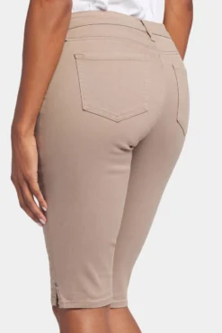 Sophie Bike Capri Jeans In Petite - Saddlewood -Nydj Apparel Shop PFOSCP8200 SADLW 6