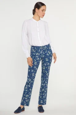 Marilyn Straight Jeans In Petite - Shannon Gardens