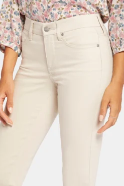 Waist-Match™ Marilyn Straight Jeans In Petite - Feather 12 Waist-Match™ Marilyn Straight Jeans In Petite - Feather -Nydj Apparel Shop PFOSMS8573 FEATH 6
