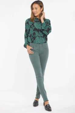 Ami Skinny Jeans In Petite - Evergreen -Nydj Apparel Shop PFOZAS8377 EVGRE 4