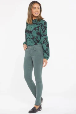 Ami Skinny Jeans In Petite - Evergreen -Nydj Apparel Shop PFOZAS8377 EVGRE 5
