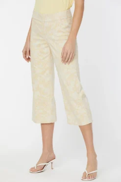 Wide Leg Capri Pull-On Jeans In Petite - Darcey Paisley -Nydj Apparel Shop PFOZCP8176 DYPY 3