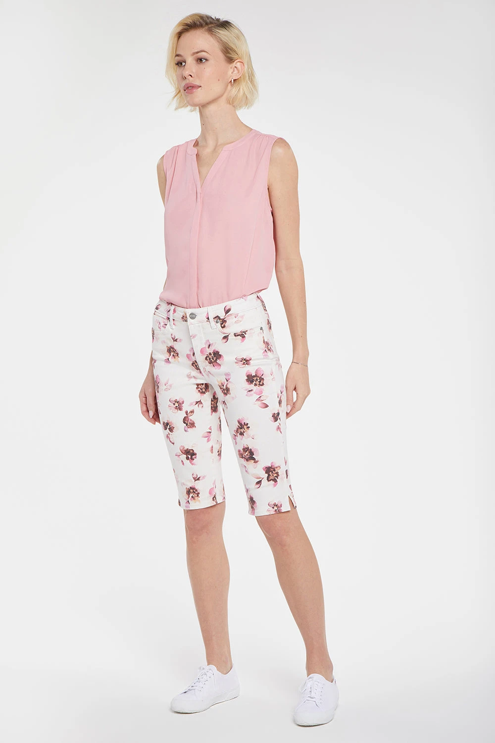 Bike Capri Jeans In Petite - Bonnieux 5 Bike Capri Jeans In Petite - Bonnieux - Image 5