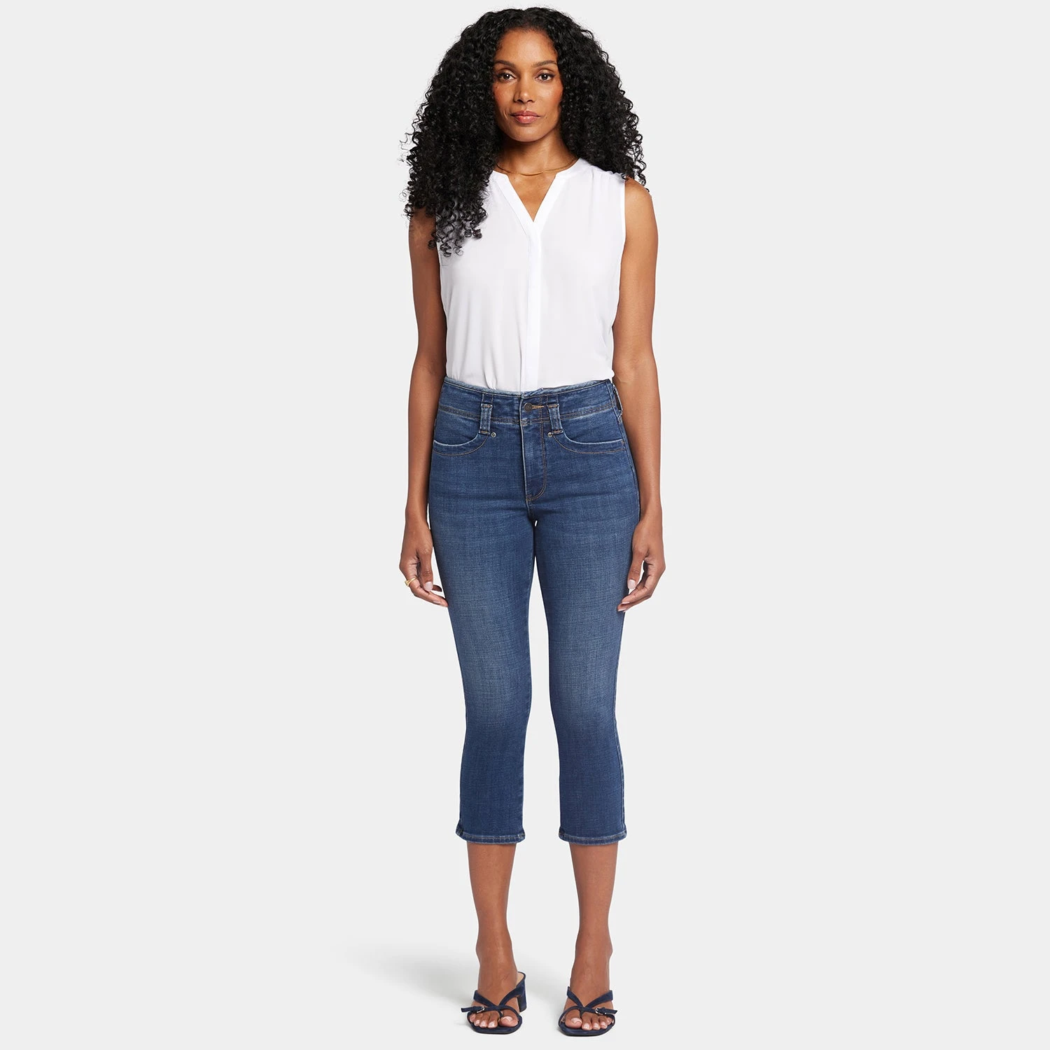 Ami Skinny Capri Jeans In Petite - Olympus 7 Ami Skinny Capri Jeans In Petite - Olympus - Image 7