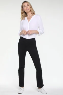 Slim Bootcut Pull-On Jeans In Petite - Trinity