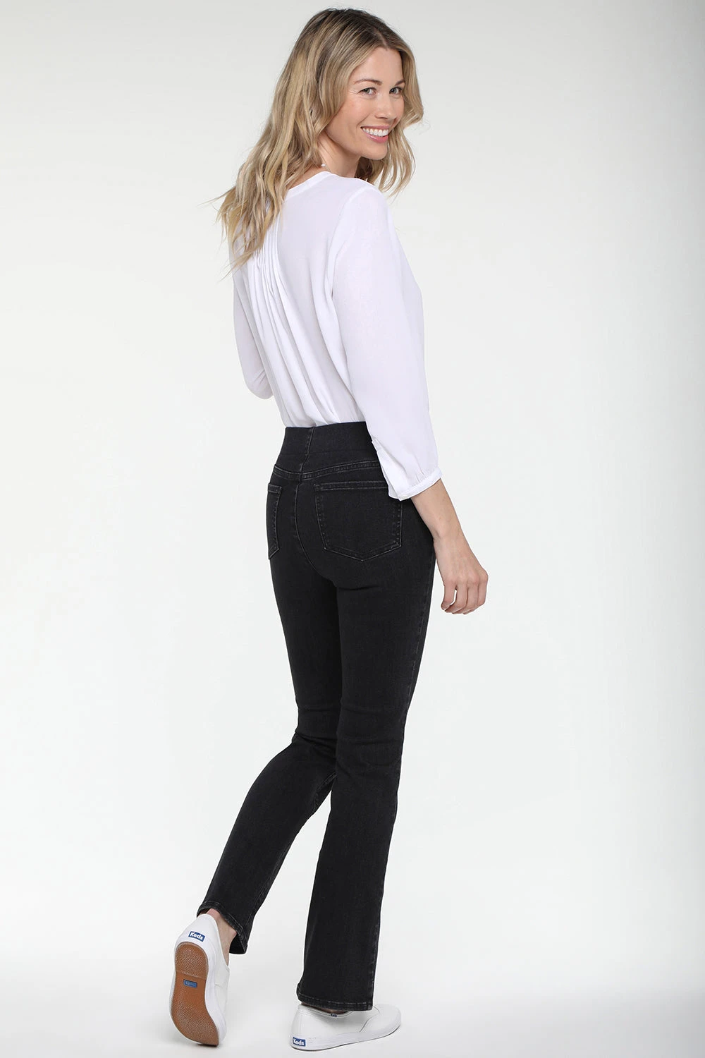 Slim Bootcut Pull-On Jeans In Petite - Trinity 6 Slim Bootcut Pull-On Jeans In Petite - Trinity - Image 6