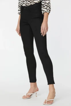 Ami Skinny Ankle Jeans In Petite - Black Rinse 8 Ami Skinny Ankle Jeans In Petite - Black Rinse -Nydj Apparel Shop PMICAA8174 BLKRI 3