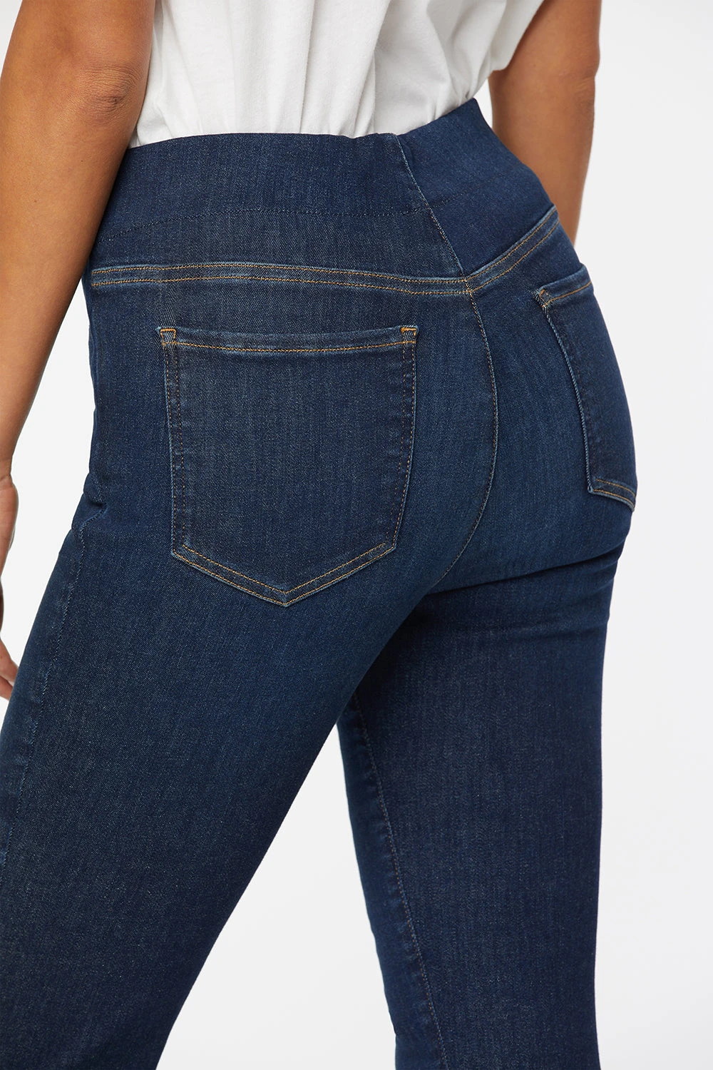 Super Skinny Ankle Pull-On Jeans In Petite - Clean Vista 6 Super Skinny Ankle Pull-On Jeans In Petite - Clean Vista - Image 6