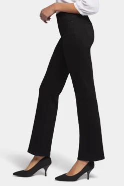 Blake Slim Flared Jeans In Petite - Black 8 Blake Slim Flared Jeans In Petite - Black -Nydj Apparel Shop PNBB8808 858 3