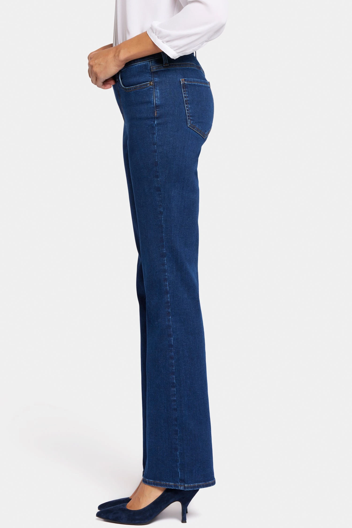 Blake Slim Flared Jeans In Petite - Quinn 3 Blake Slim Flared Jeans In Petite - Quinn - Image 3