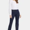 Blake Slim Flared Jeans In Petite - Rinse