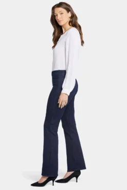Blake Slim Flared Jeans In Petite - Rinse 11 Blake Slim Flared Jeans In Petite - Rinse -Nydj Apparel Shop PPRI8808 RINSE 5
