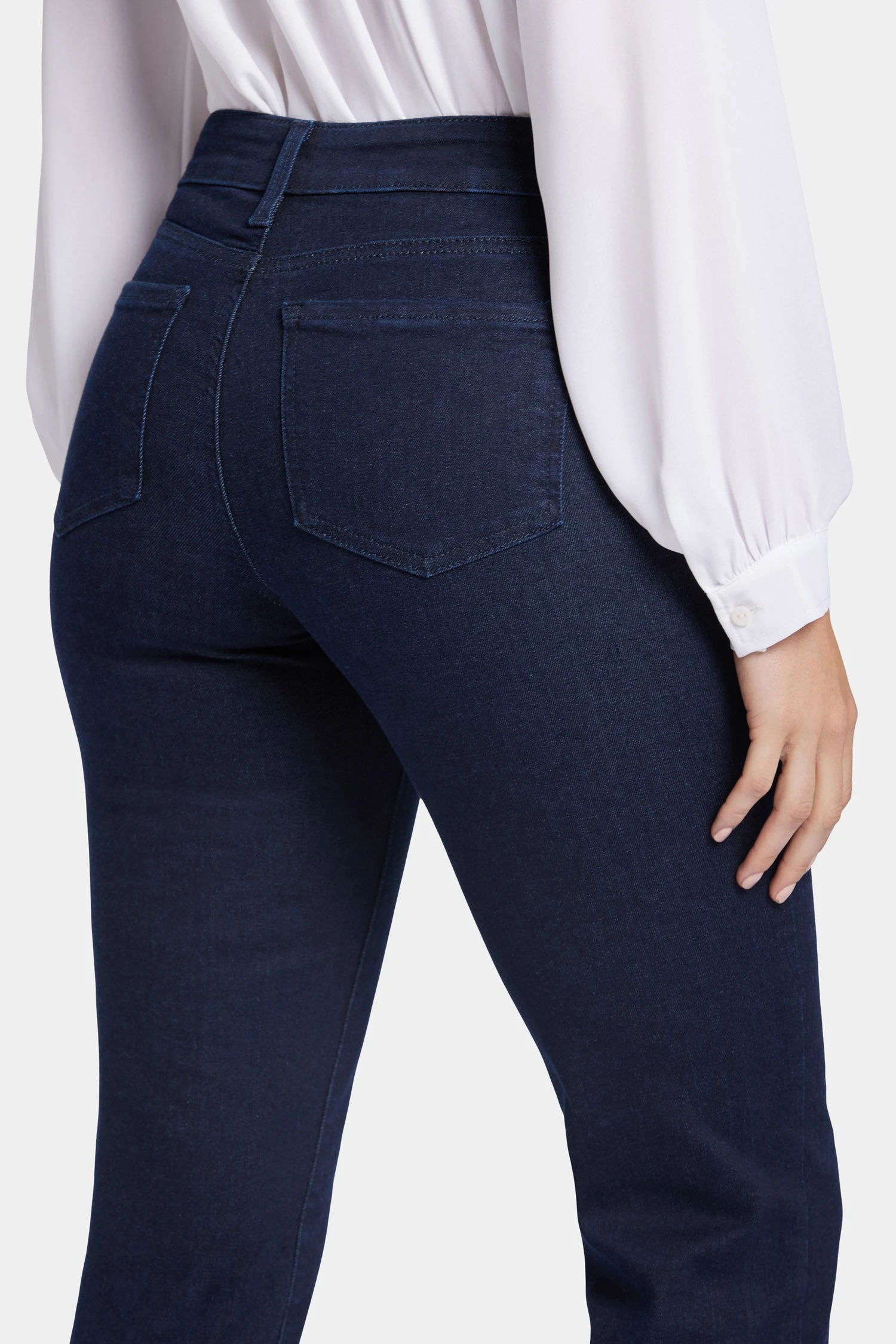 Blake Slim Flared Jeans In Petite - Rinse 6 Blake Slim Flared Jeans In Petite - Rinse - Image 6