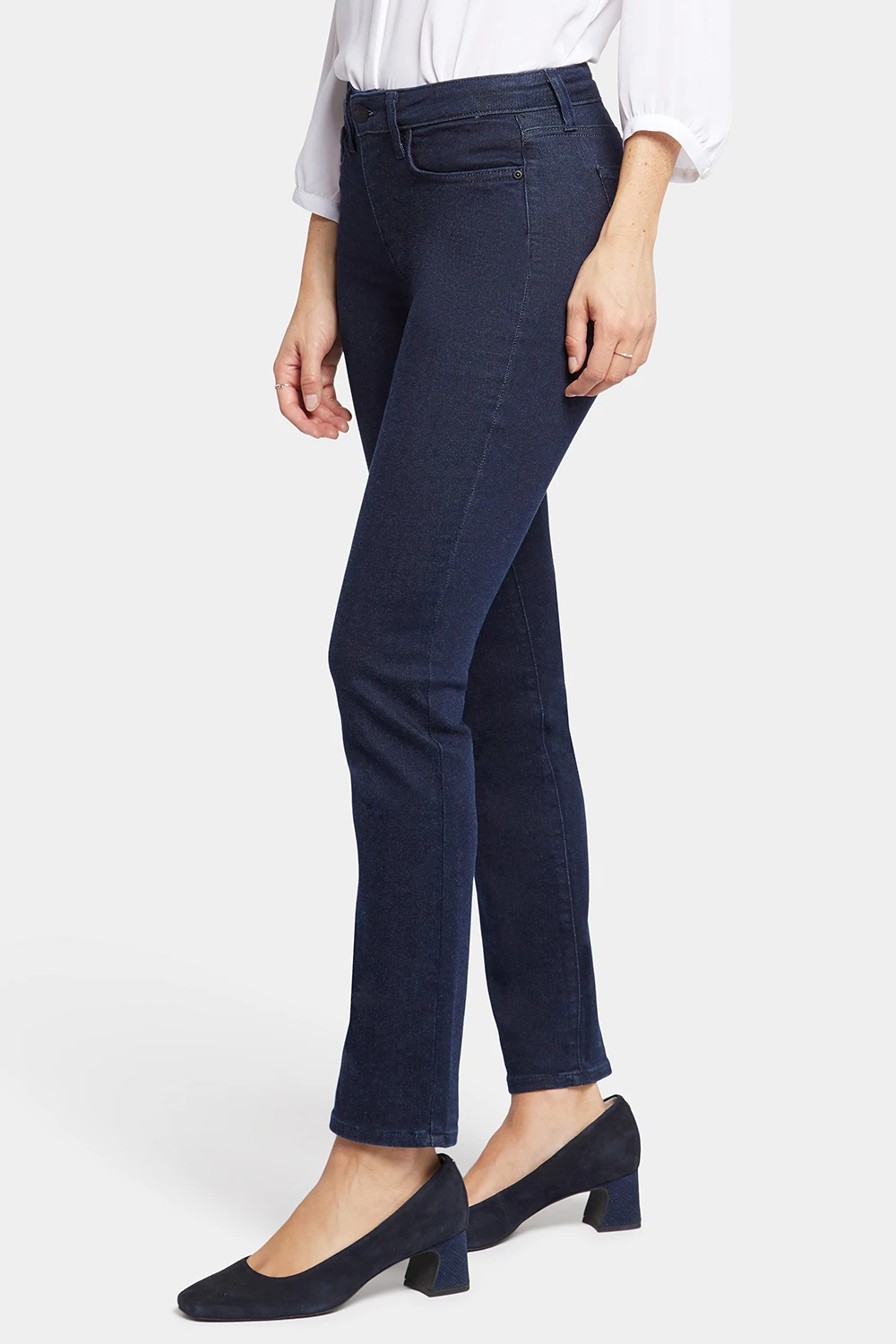 Sheri Slim Jeans In Petite - Rinse 3 Sheri Slim Jeans In Petite - Rinse - Image 3