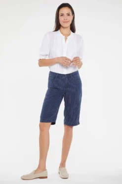 Tailored Bermuda Shorts In Petite - Dark Enzyme