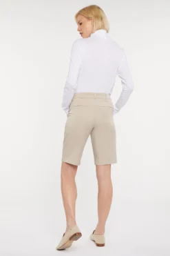 Bermuda Shorts In Petite - Feather -Nydj Apparel Shop PTST3766 FEATH 6