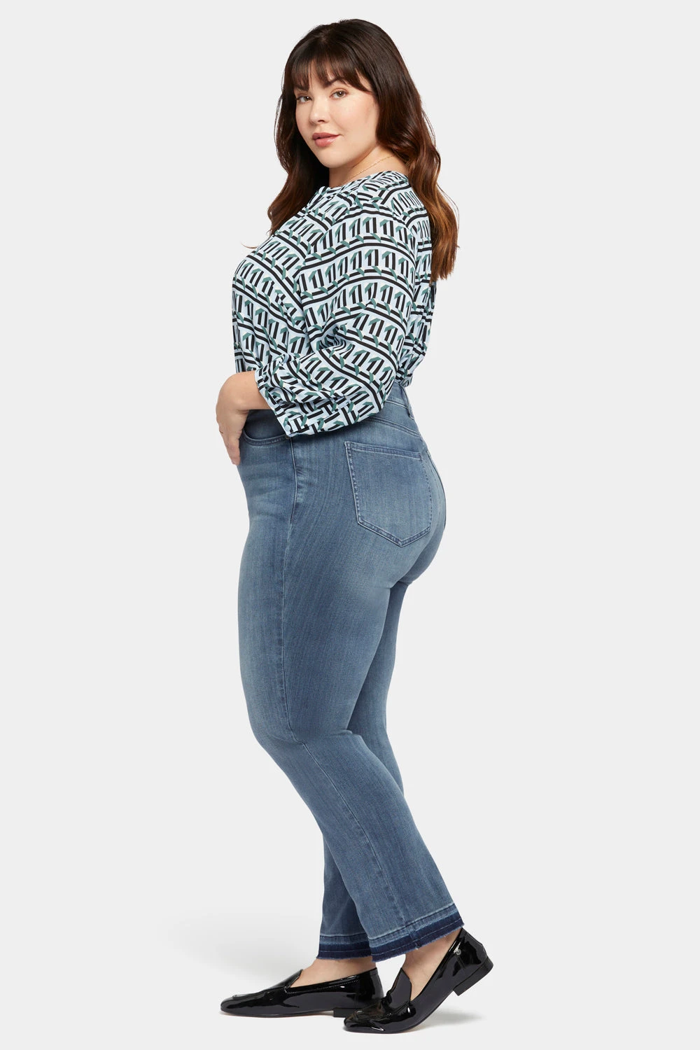High Straight Jeans In Plus Size - Playlist 5 High Straight Jeans In Plus Size - Playlist - Image 5
