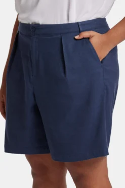Relaxed Shorts In Plus Size - Oxford Navy -Nydj Apparel Shop WAKB8902 OXNV 6