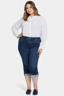 Marilyn Straight Crop Jeans In Plus Size - Cambridge 9 Marilyn Straight Crop Jeans In Plus Size - Cambridge -Nydj Apparel Shop WANVCR2389 CMBRD 4