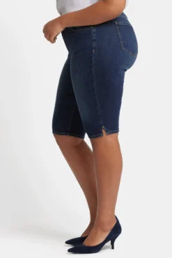 Sophie Bike Capri Jeans In Plus Size - Lotus Gardens -Nydj Apparel Shop WATKCP8200 LTSGD 3