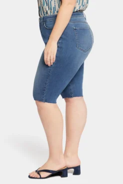 Bike Capri Jeans In Plus Size - Awakening 9 Bike Capri Jeans In Plus Size - Awakening -Nydj Apparel Shop WATKCP8746 AWKNG 3