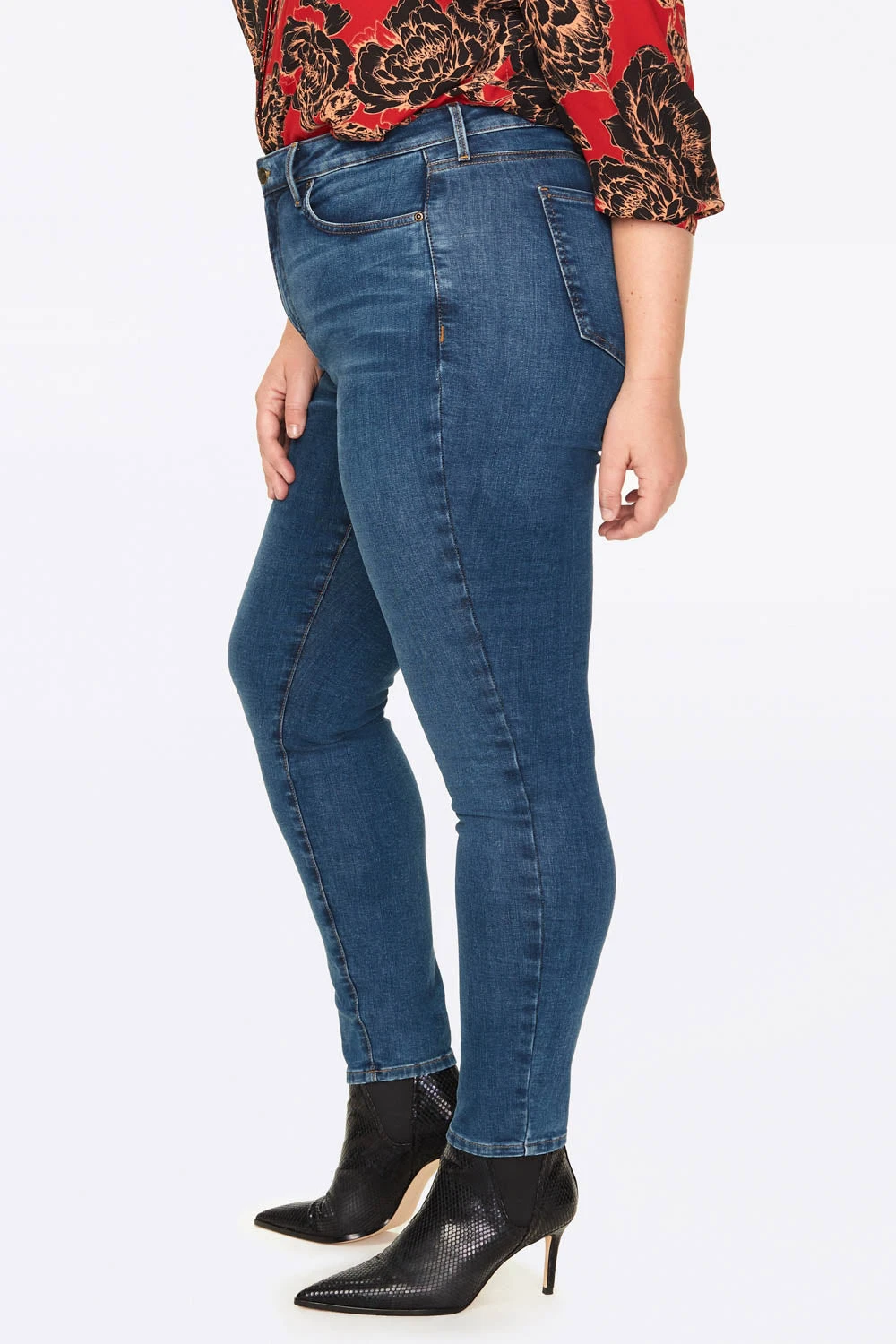 Ami Skinny Jeans In Plus Size - Presidio 2 Ami Skinny Jeans In Plus Size - Presidio - Image 2
