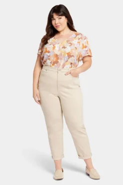 Margot Girlfriend Jeans In Plus Size - Feather 9 Margot Girlfriend Jeans In Plus Size - Feather -Nydj Apparel Shop WFOS8215 FEATH 4