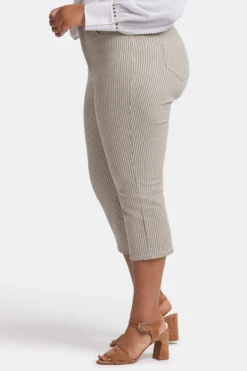 Joni Relaxed Capri Jeans In Plus Size - Sandbar Stripe 8 Joni Relaxed Capri Jeans In Plus Size - Sandbar Stripe -Nydj Apparel Shop WFOS8640 SNBRS 3
