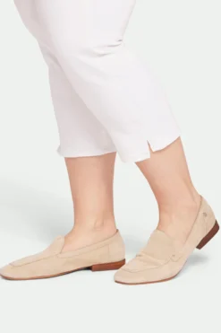 Chloe Capri Jeans In Plus Size - Optic White 12 Chloe Capri Jeans In Plus Size - Optic White -Nydj Apparel Shop WFOSCP8061 157 6