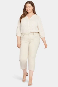 Chloe Capri Jeans In Plus Size - Feather 9 Chloe Capri Jeans In Plus Size - Feather -Nydj Apparel Shop WFOSCP8061 FEATH 4