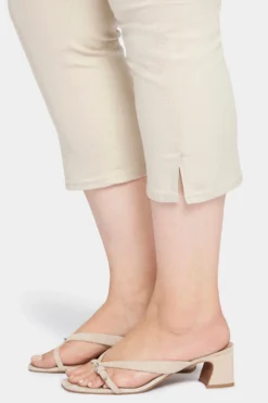 Chloe Capri Jeans In Plus Size - Feather 11 Chloe Capri Jeans In Plus Size - Feather -Nydj Apparel Shop WFOSCP8061 FEATH 6